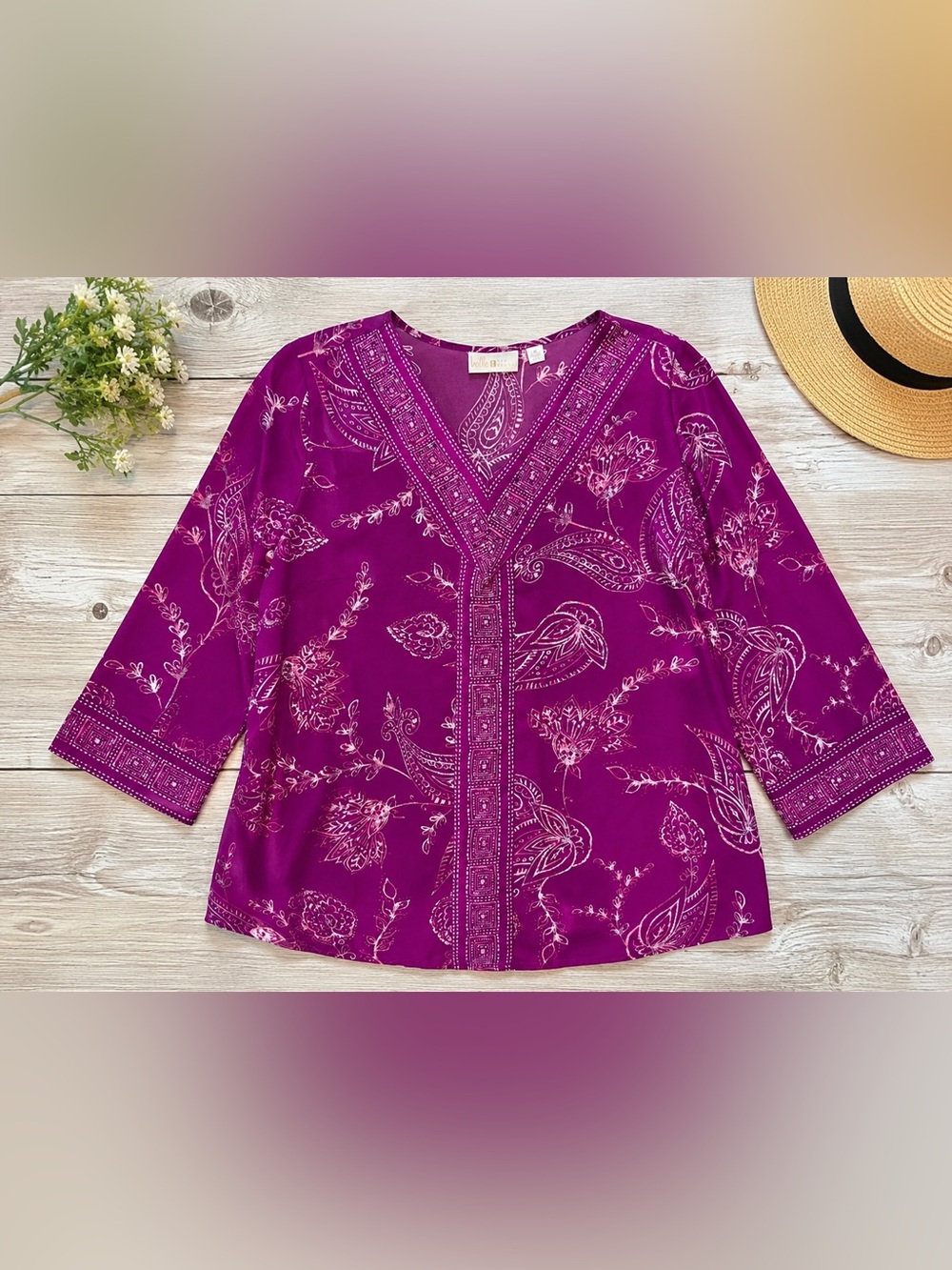 🌟Belle by Kim Gravel Embellished Paisley Blouse Magenta Pink Size Medium🌟